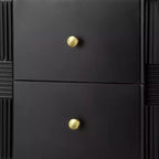 Table de chevet minimaliste moderne avec 2 tiroirs, poignées dorées et design texturé